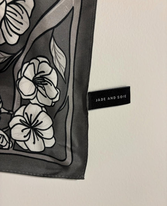 《Les Fleurs de Soie》-Gris Sombre